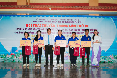 Trường Đại học Bình Dương tham gia tư vấn hướng nghiệp cho học viên Trung tâm GDNN – GDTX Tân Uyên