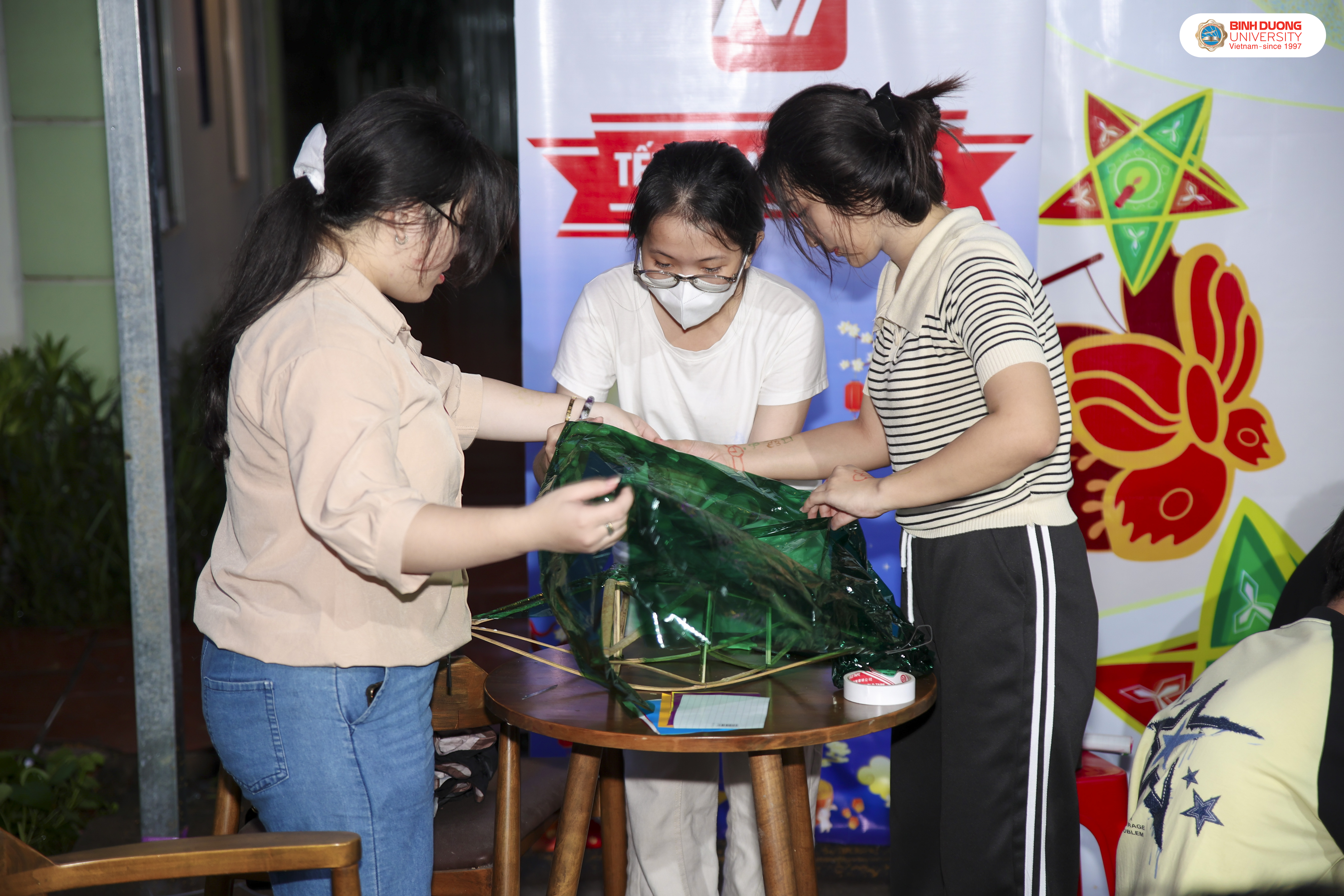 TẾT ĐOÀN VIÊN 2026 – TRUNG THU ẤM ÁP DÀNH CHO SINH VIÊN BDU XA NHÀ 6